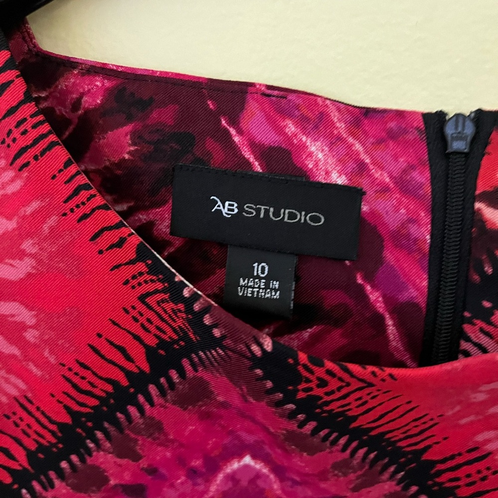 AB Studio Vibrant Pink and Black Geometric Mini Dress - Picture 6 of 6
